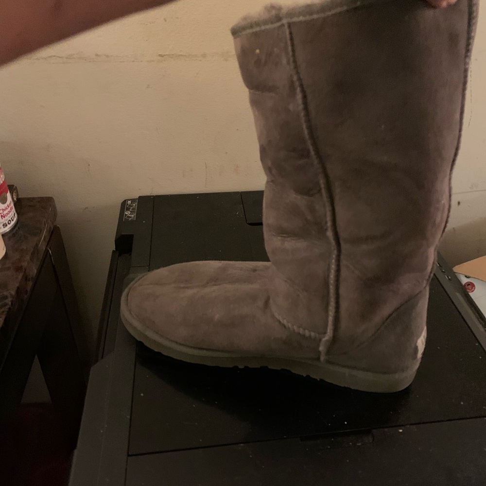Boots - Picture 2 of 3